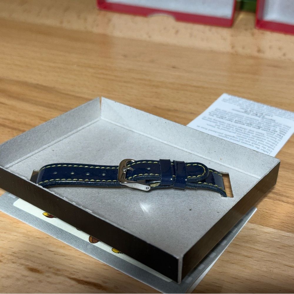 Ingersoll Donald Duck Character Watch Certificate - Picture 13 of 13